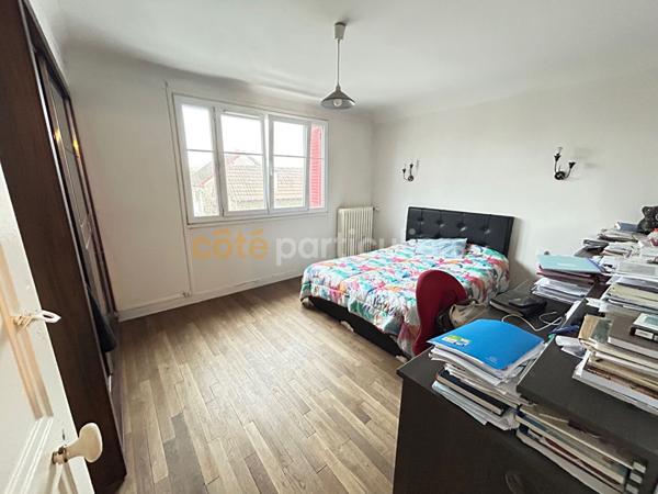 Vente Maison158 m² - 8 Pièces - VILLENEUVE LE ROI (94290)