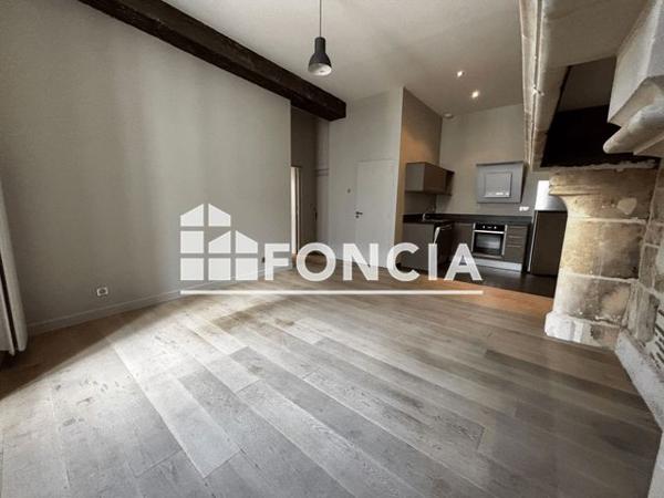 Location Appartement 2 pièces 50.42 m² - 12 RUE DESCARTES Tours 37000