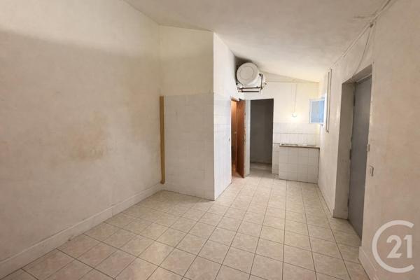 Appartement F1 à vendre  1 pièce - 23 m2 STAINS - 93