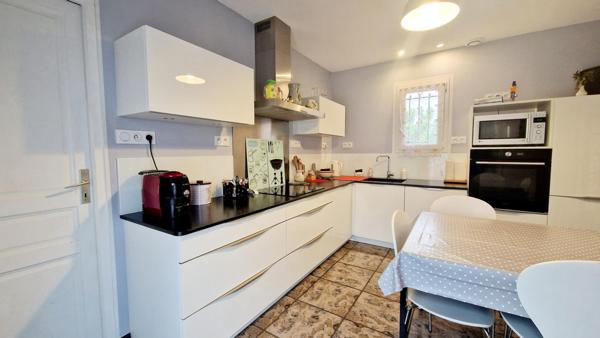 villa 4 pieces sur 1061 m² de terrain 84500 bollene Bollène (84500)