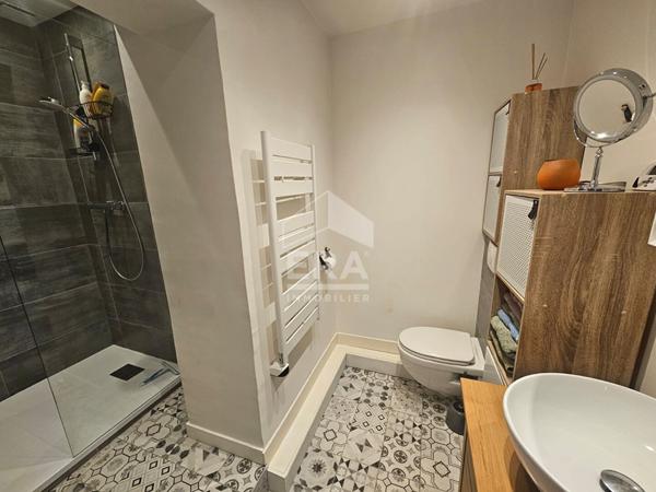 Maison T6 de ville non mitoyenne - Seilh