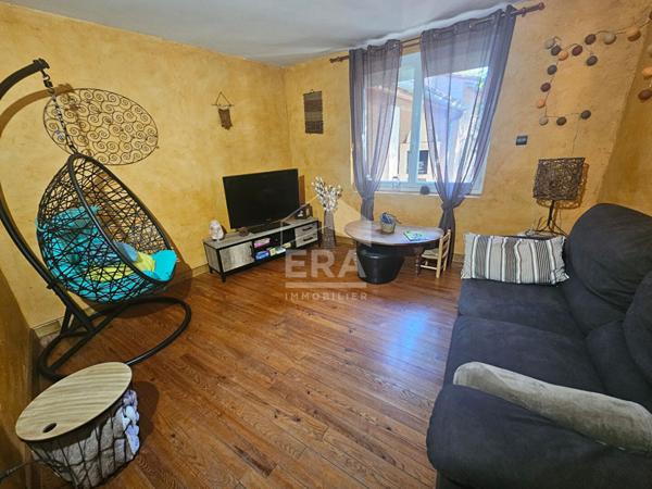 Maison T6 de ville non mitoyenne - Seilh