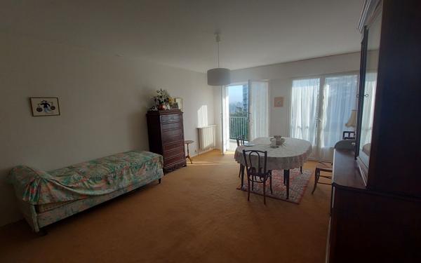 Appartement à vendre    3 pièces • 76,12 m2 Bayonne