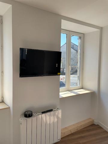STUDIO MEUBLE REFAIT A NEUF ABONNEMENTS TOUT COMPRIS