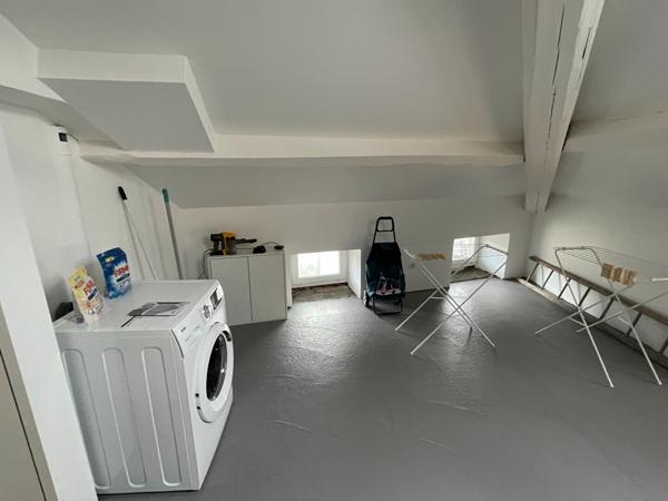 STUDIO MEUBLE REFAIT A NEUF ABONNEMENTS TOUT COMPRIS