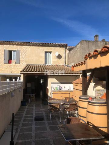 Lesparre-Médoc (33340) Immeuble avec murs et fond de commerce Restaurant