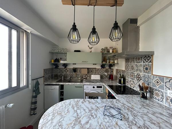 Appartement à louer à Angers Rue Saint Exupery avec 2 chambres et garage