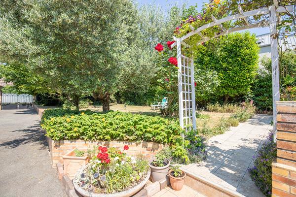 Maison Crosne 7 pièce(s) 111 m2