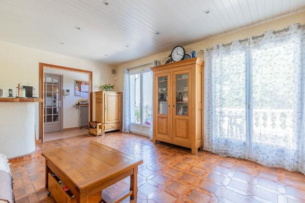 Maison Crosne 7 pièce(s) 111 m2