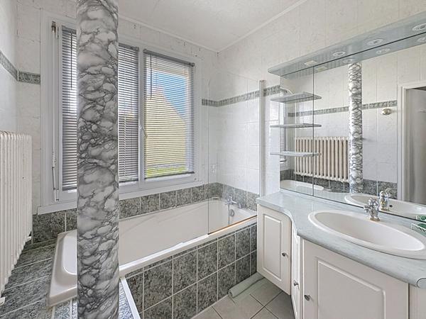 Maison à vendre 5 pièces à Saint-Brieuc - 213 050 €