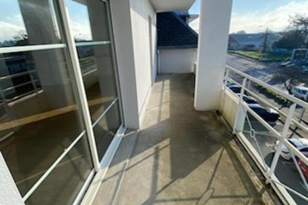 Location - Appartement 3 pièces 66 m 2 VANNES (56000)