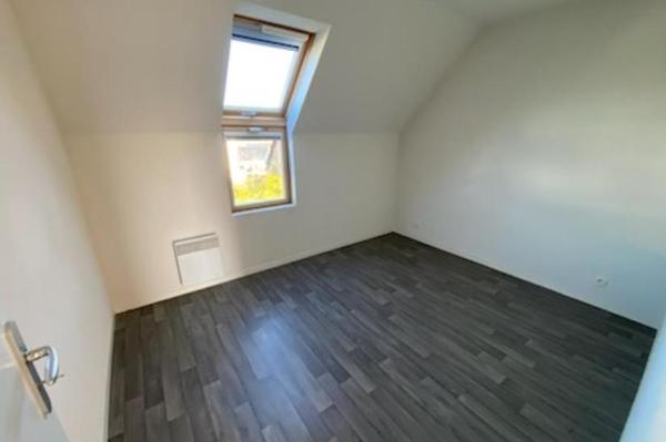 Location - Appartement 3 pièces 66 m 2 VANNES (56000)