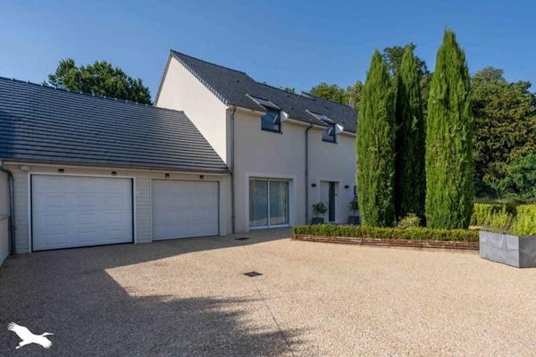 Maison à vendre 525 000 € Mehun-sur-Yèvre 7 p 205 m² DPE A