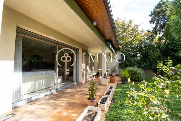 Maison 7 pièces 150m² de plain pied proche école, au calme.