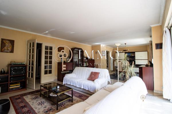 Maison 7 pièces 150m² de plain pied proche école, au calme.