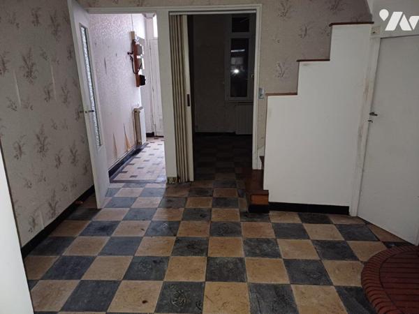 AMIENS, quartier Saint-Pierre : Maison 117 m2  caves jardin 