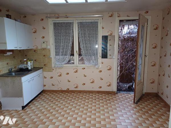 AMIENS, quartier Saint-Pierre : Maison 117 m2  caves jardin 