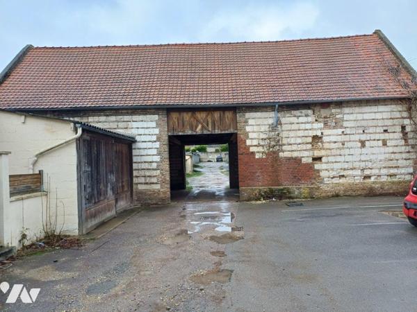 AMIENS, quartier Saint-Pierre : Maison 117 m2  caves jardin 