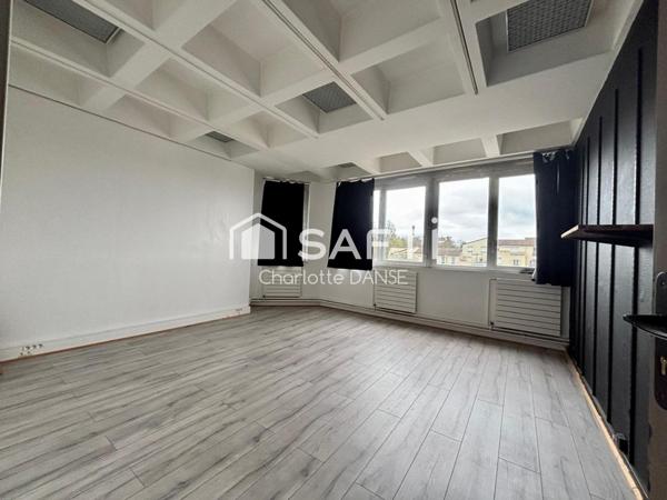 Bureaux 130 m² -- Immeuble avec ascenseur – Idéal professions libérales ou investisseurs