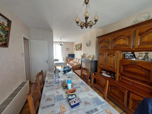 Maison à vendre à Cossé-le-Vivien en Mayenne (53230), ref : 53032-1071