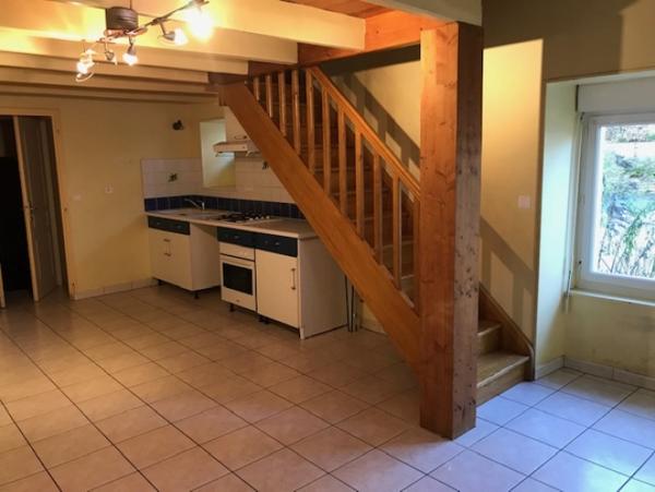 Location Maison 5 pièces Beaulieu-sous-Parthenay (79420)