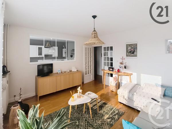 Appartement F3 à vendre  3 pièces - 62,78 m2 TROYES - 10