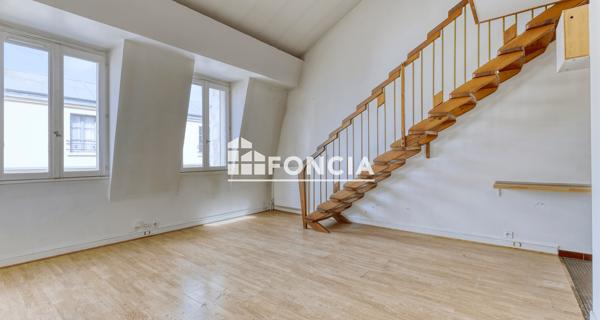À vendre Appartement 3 pièces 57.57 m² - Versailles 78000