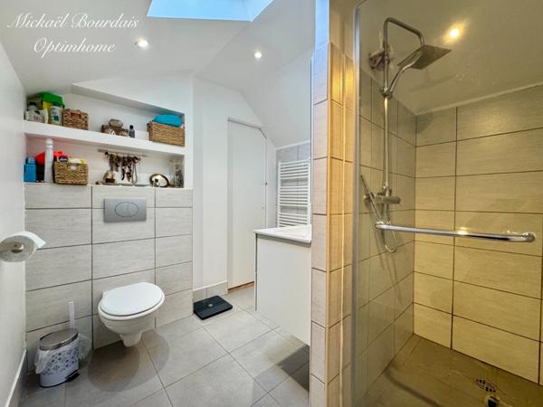 Maison à vendre 8 pièces Proche de LE LUDE (37)