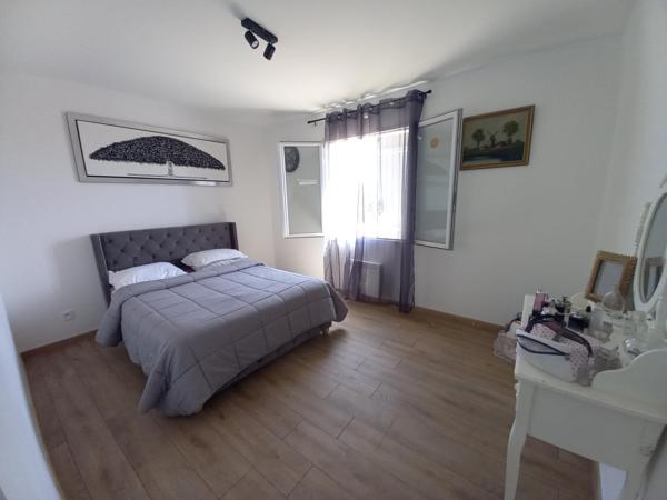 Pavillon familial 3 chambres avec potentiel dans un village calme