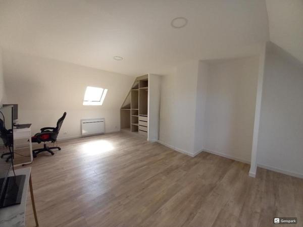 Pavillon familial 3 chambres avec potentiel dans un village calme