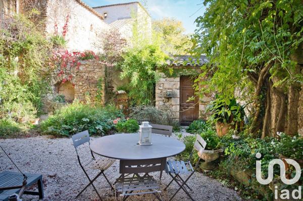 Maison à vendre 10 pièces 263 m² Aigaliers