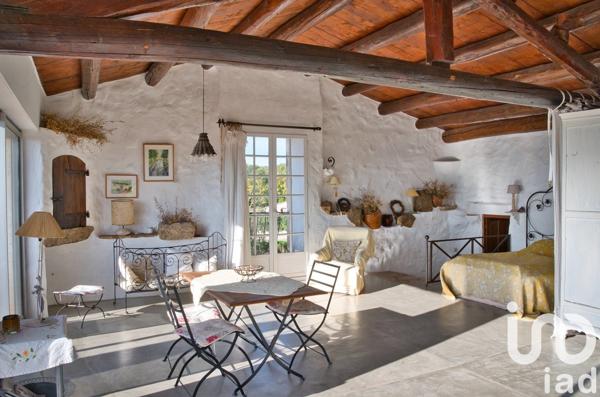 Maison à vendre 10 pièces 263 m² Aigaliers