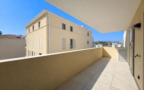 Appartement à vendre    3 pièces • 61,70 m2 Cannes