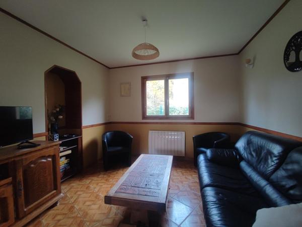 Pavillon plain pied  deux chambres possible trois