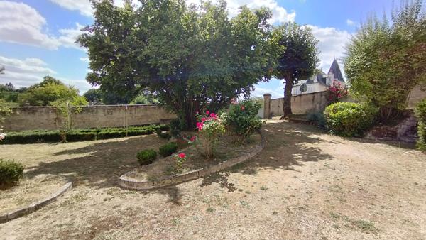 Propriété rare, destinée aux amoureux de belles demeures et de lieux de vie hors du commun ! [REF. 6903]