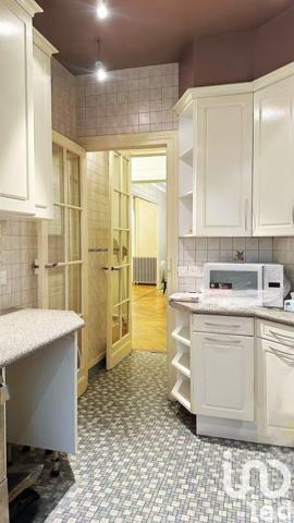 Location appartement 5 pièces 113 m² Paris 7