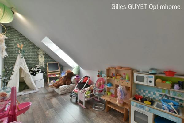 12MN de BERNAY, DPE C, T6 110M² 248000€ avec 2000M² de terrain clos (27)