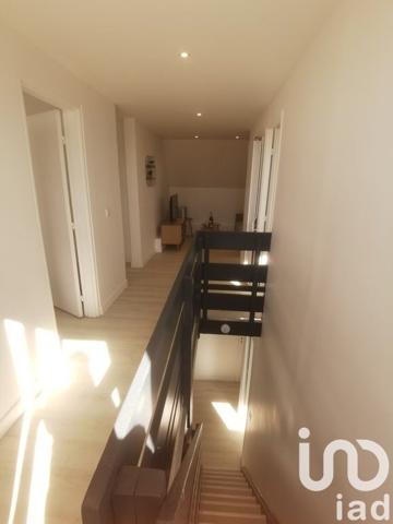 Appartement 7 pièces de 135 m² à Champs-sur-Marne (77420)