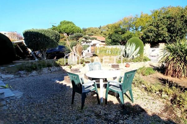 Maison de charme rénovée à Montpellier – Plain-pied avec jardin