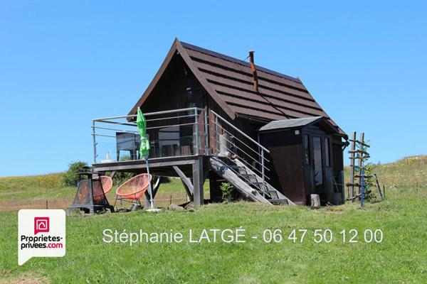 Propriété RARE et INSOLITE - Cantal (15) Vue exceptionnelle !!
