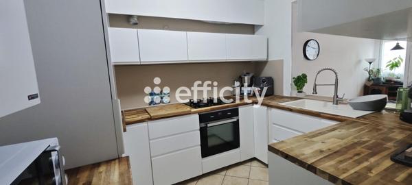 Maison
         6 pièces
        - 115 m² 279 000 € *
