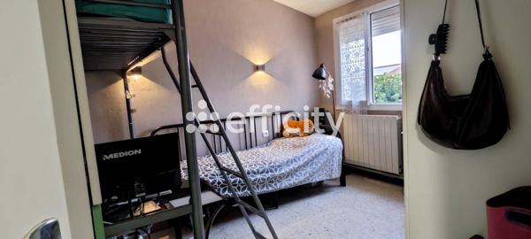 Maison
         6 pièces
        - 115 m² 279 000 € *
