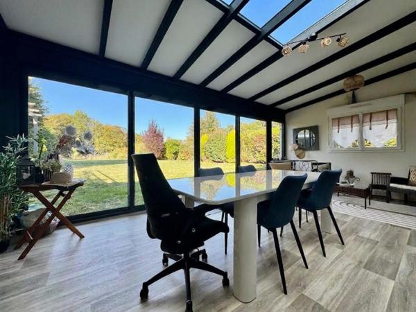 Maison 129m2, 4 chambres  , 2 sdb  + studio indépendant  , parcelle 1600m2  Sains-en-Amiènois