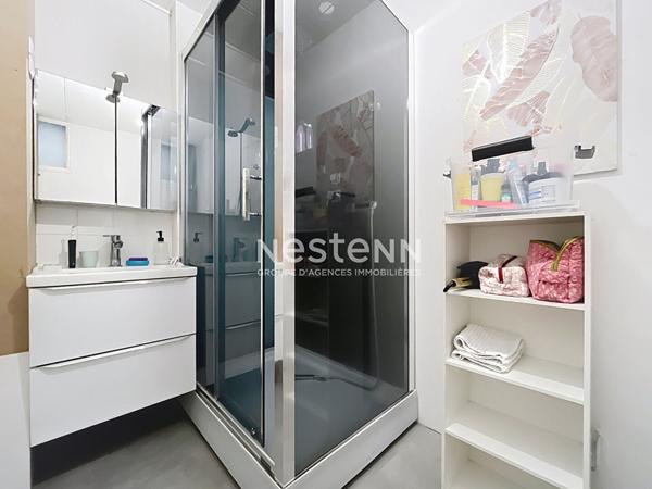 A vendre - Appartement T1 de 34 m² libre de locataire avec place de stationnement "Angers Gare/Frémur-Eblé"