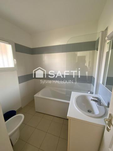 Appartement T3 bord de mer 44m² jardin et parking