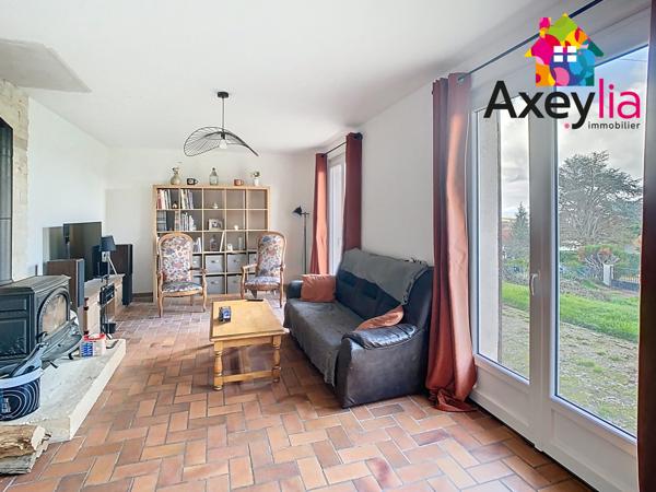 La Pacaudière (42310) A VENDRE- LA PACAUDIÈRE- MAISON ÉLEVÉE SUR SOUS-SOL SEMI ENTERRÉ