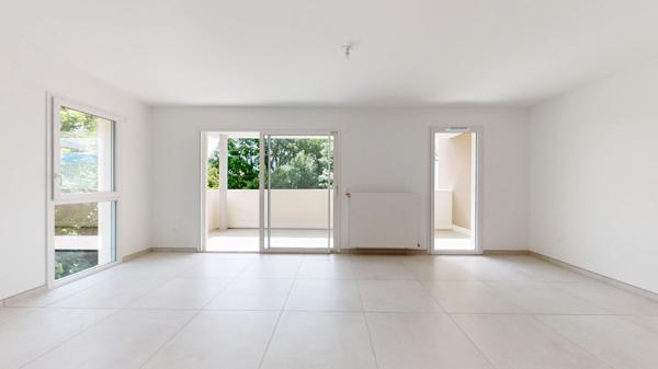 T4 de 83 m² , année 2024 , 1er étage