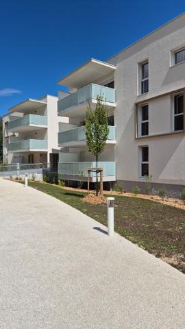 T4 de 83 m² , année 2024 , 1er étage