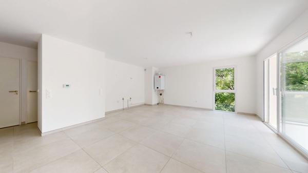 T4 de 83 m² , année 2024 , 1er étage