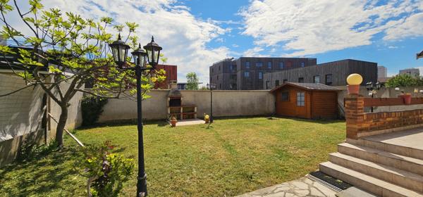 Chevilly-Larue (94550) Exclusivité à Chevilly-Larue : Maison Familiale de 6 Pièces avec Sous-Sol Complet – À seulement 5 km de Paris